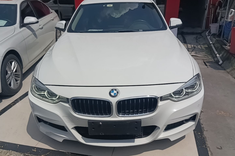 BMW 3 Series 2017 #3 BMW 3 Series 2017 car image #3