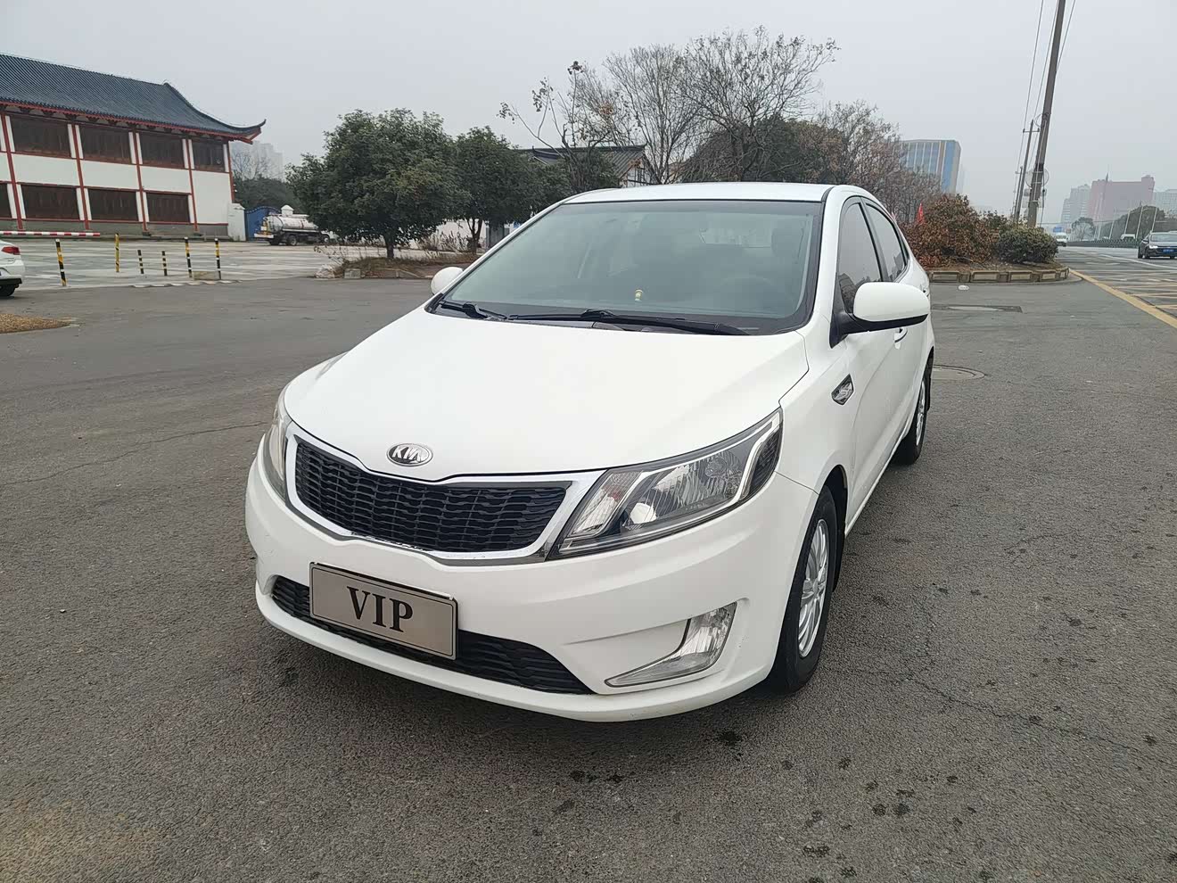 Kia K2 2013 汽车图片 