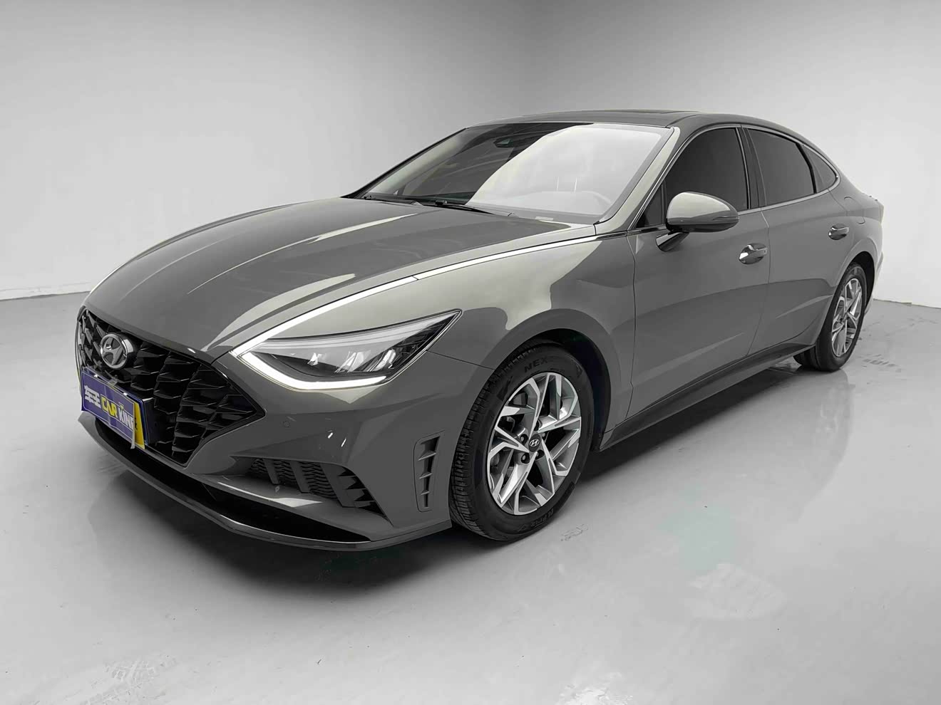 Hyundai Sonata 2021 car image 