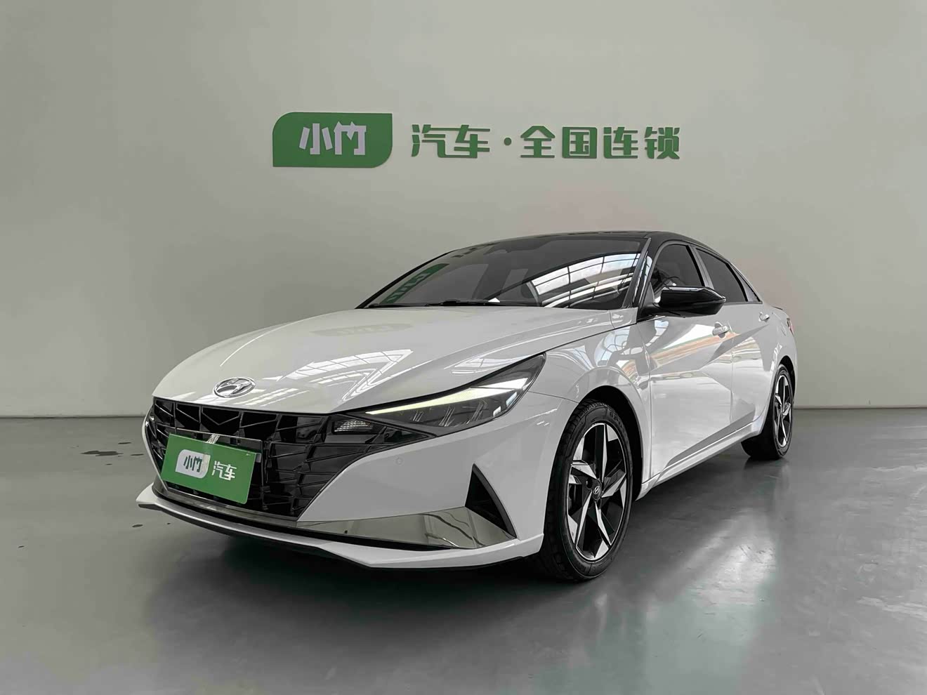 Hyundai Elantra 2023 car image 