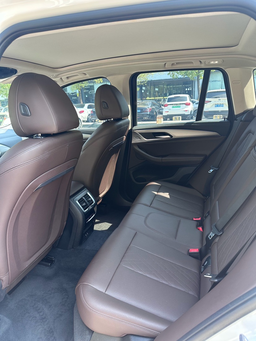 BMW iX3 2022 #5 BMW iX3 2022 صورة سيارة #5