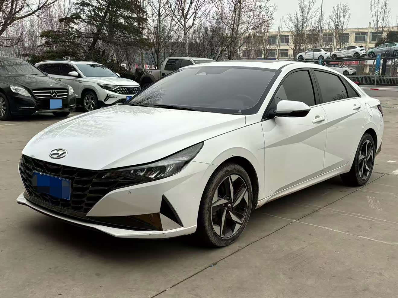 Hyundai Elantra 2021 car image 