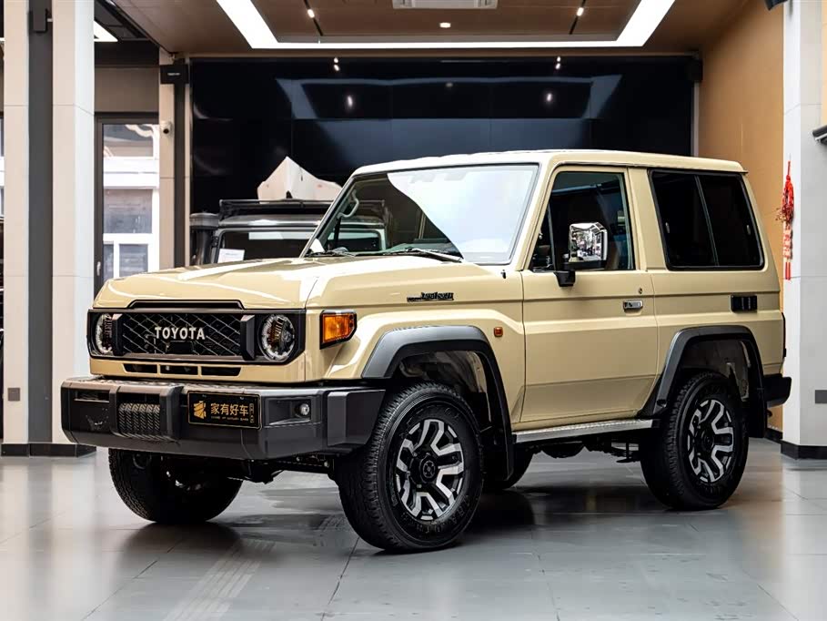 Toyota 2025 car image 