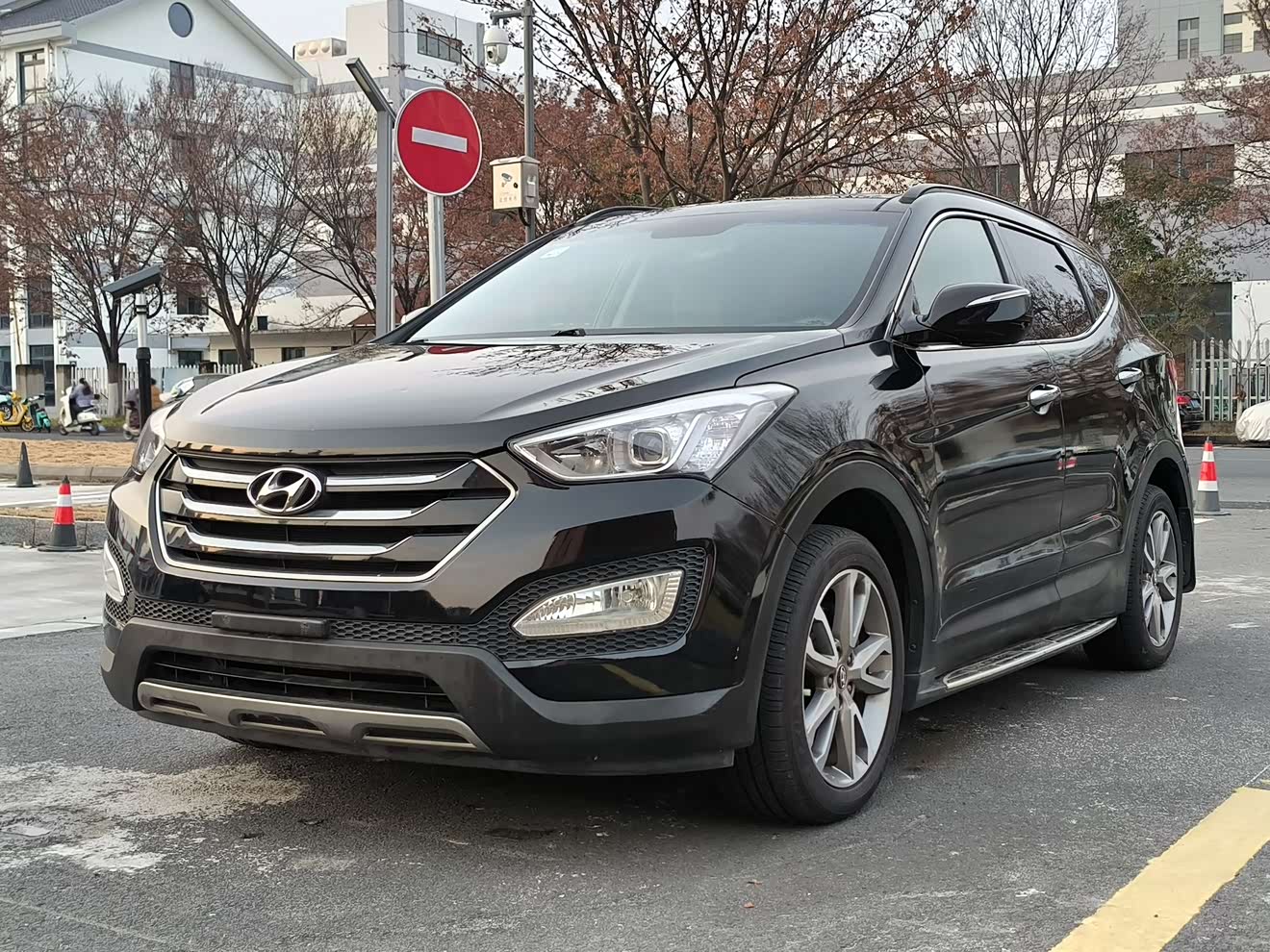 Hyundai Santa Fe (Imported) 2013 Hyundai Santa Fe (Imported) 2013 car image