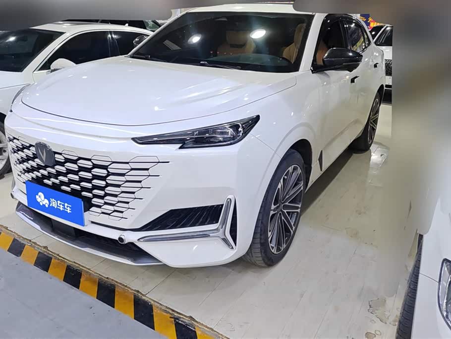 Changan UNI-K 2021 car image 