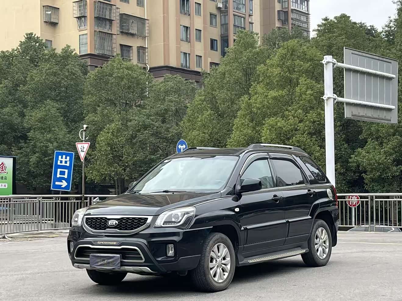 起亚 狮跑 2014 汽车图片 