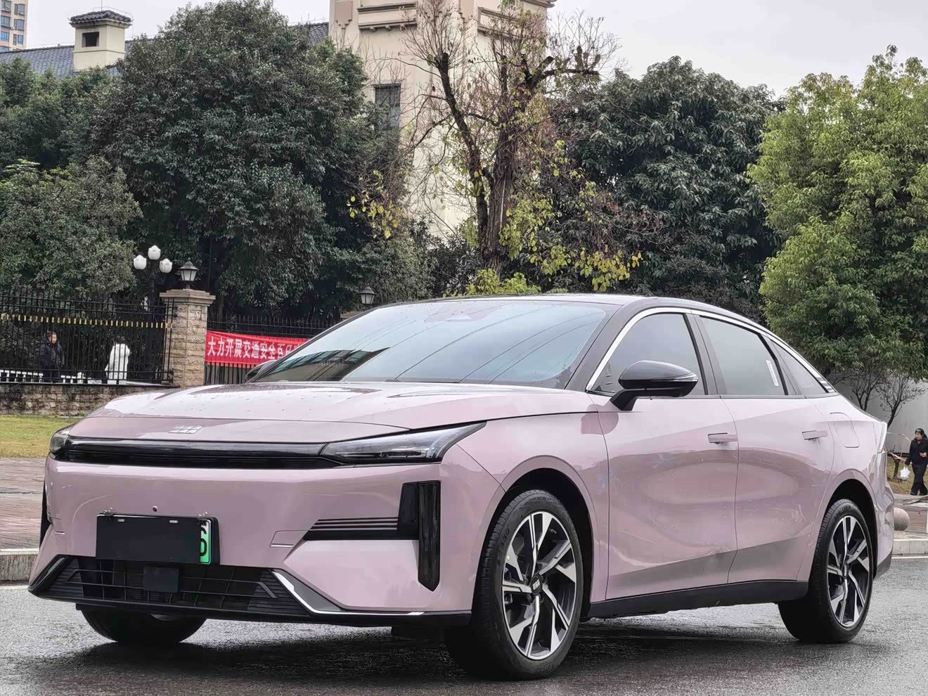 GEELY 2024 GEELY 2024 car image