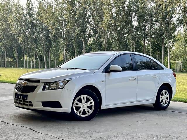 Chevrolet Cruze 2012 immagine di auto 