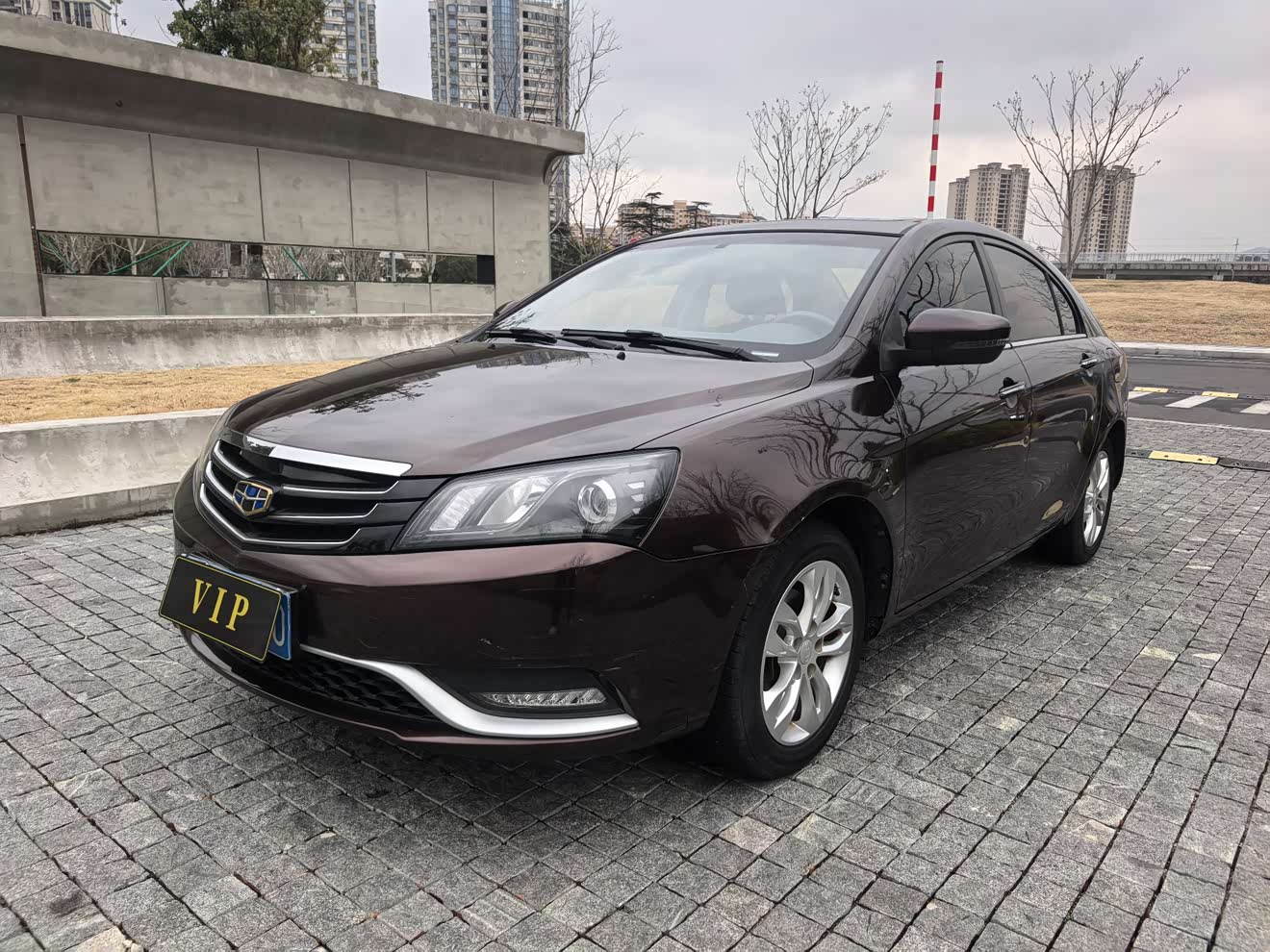 GEELY Emgrand 2016 car image 