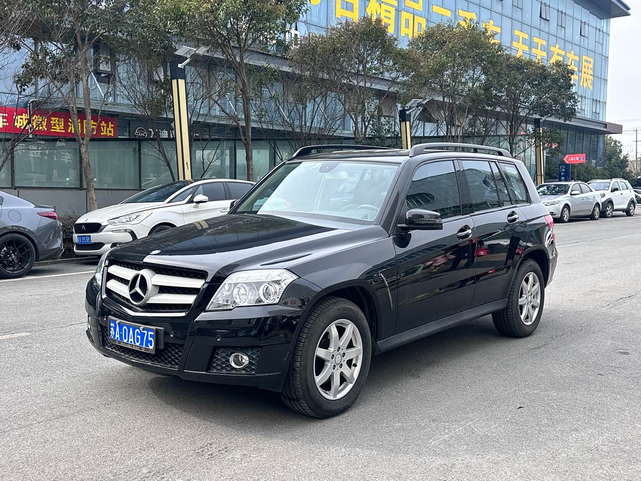 Mercedes-Benz GLK Class (Imported) 2011 Mercedes-Benz GLK Class (Imported) 2011 car image