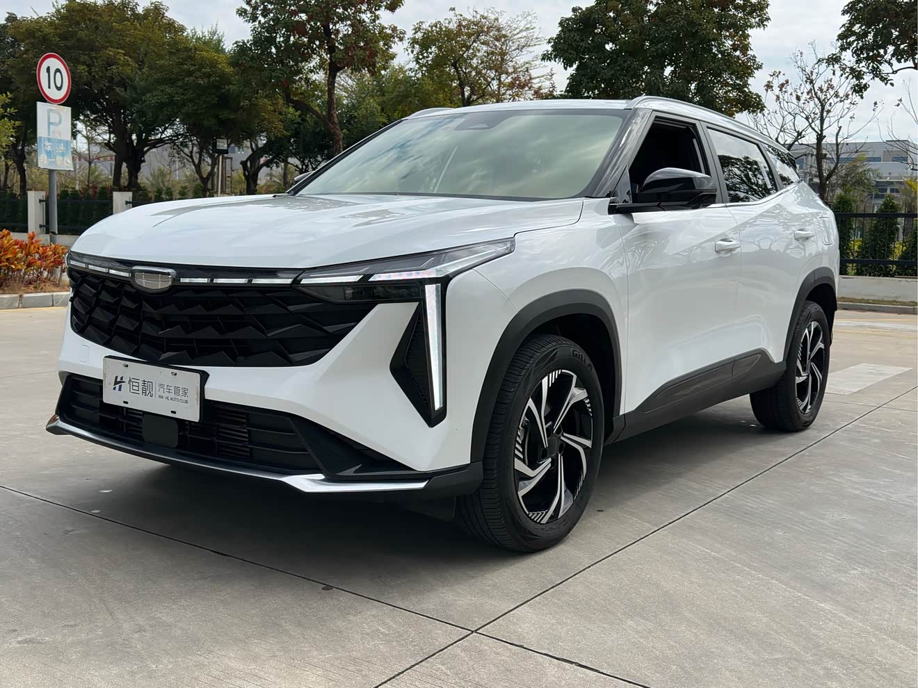 GEELY Boyue 2024 GEELY Boyue 2024 صورة سيارة