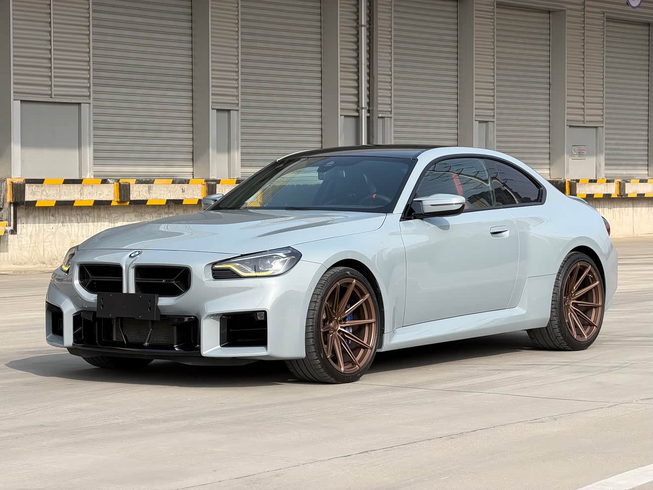 BMW M2 2025 BMW M2 2025 汽车图片