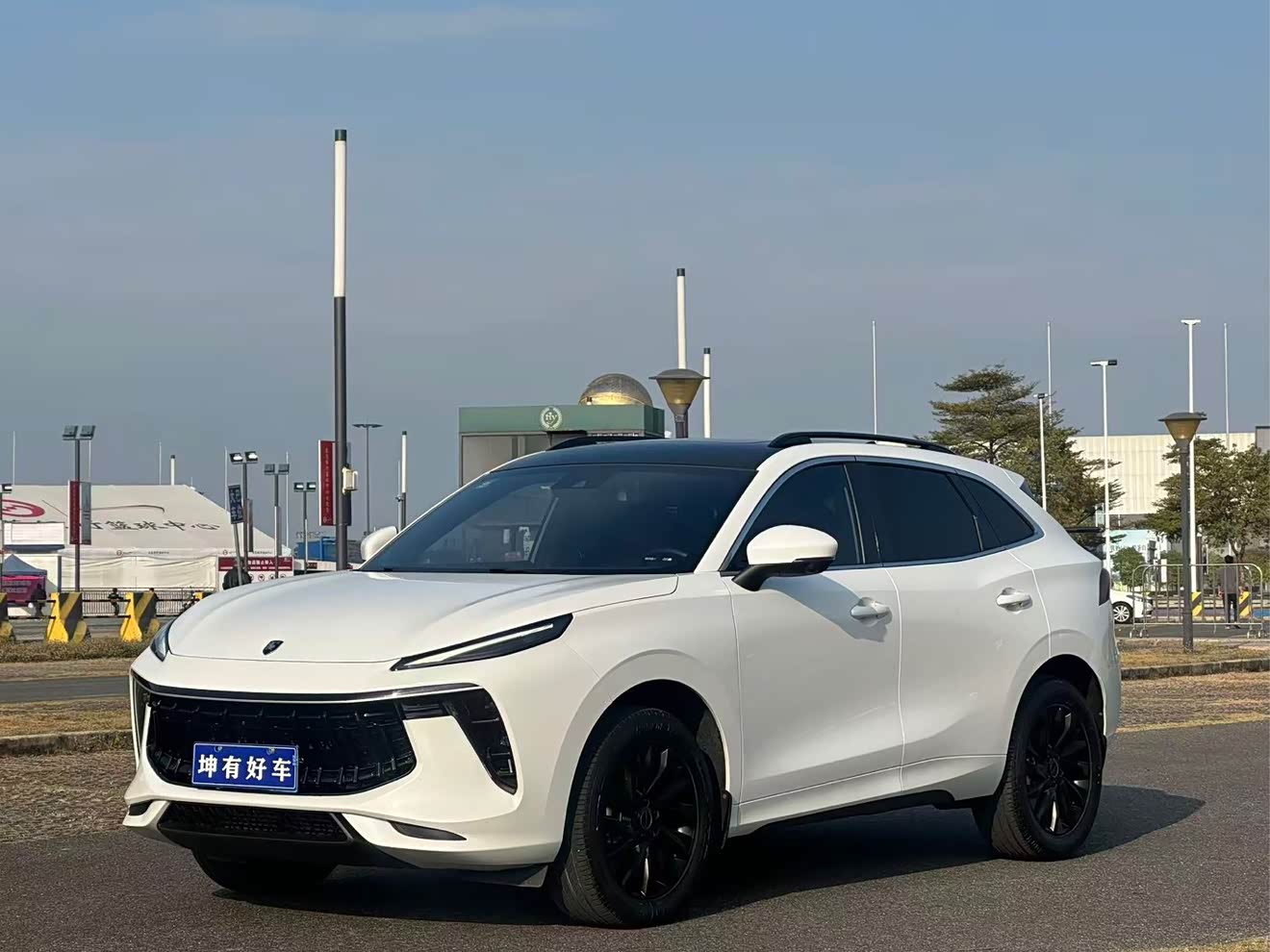 Forthing T5 EVO 2023 car image 