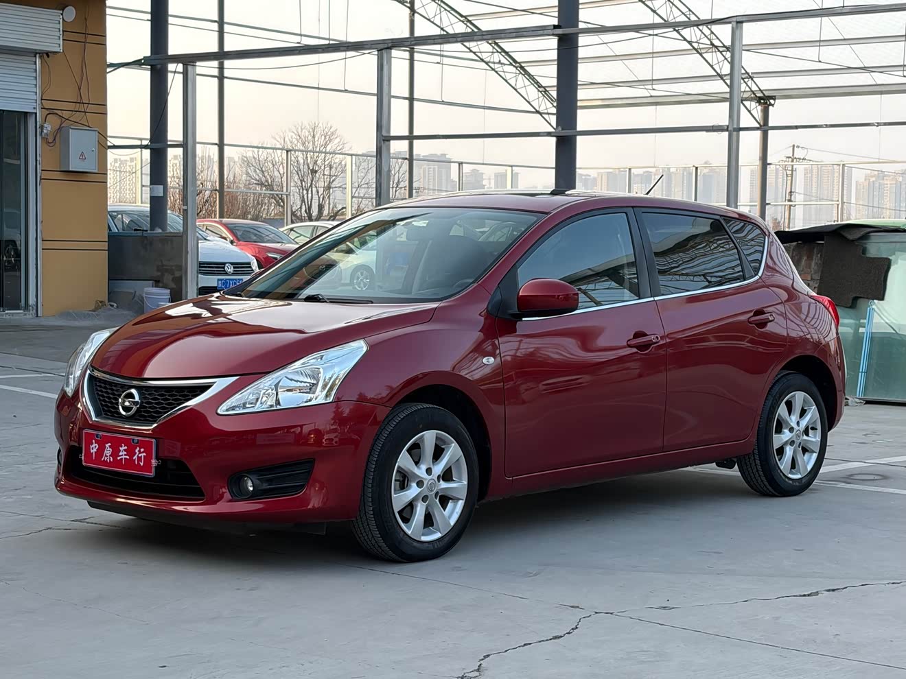 Nissan TIIDA 2013 汽车图片 