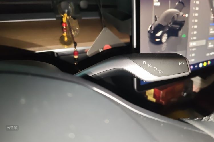 Tesla Model Y 2022 #16 Tesla Model Y 2022 car image #16