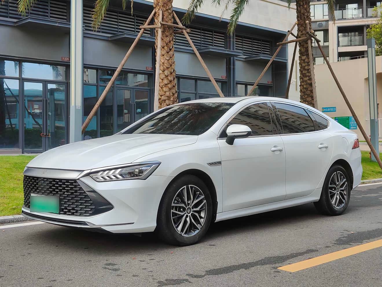 BYD 2022 car image 