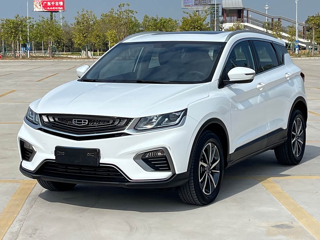GEELY Coolray 2021 GEELY Coolray 2021 car image