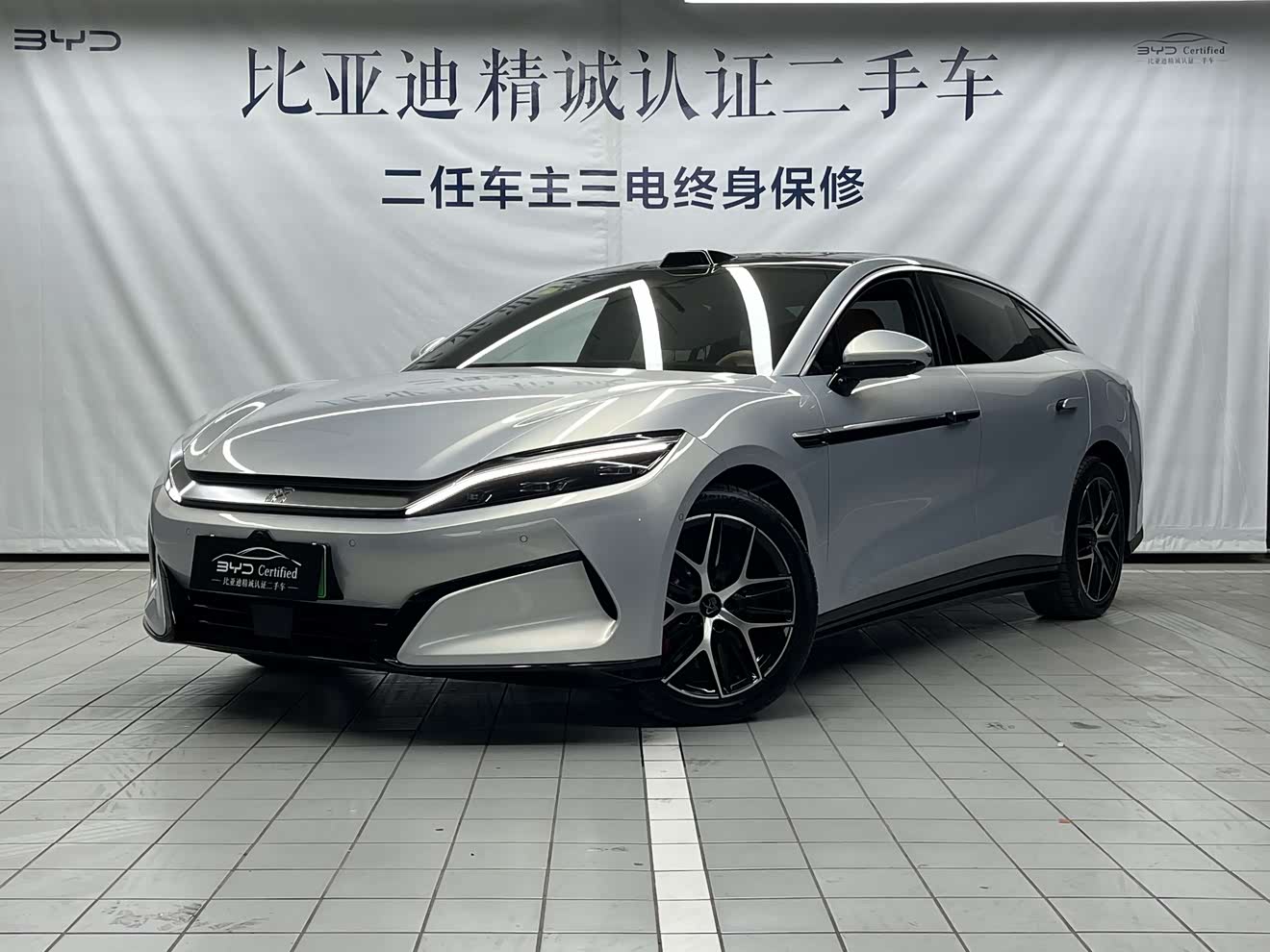 BYD HanL 2025 car image 