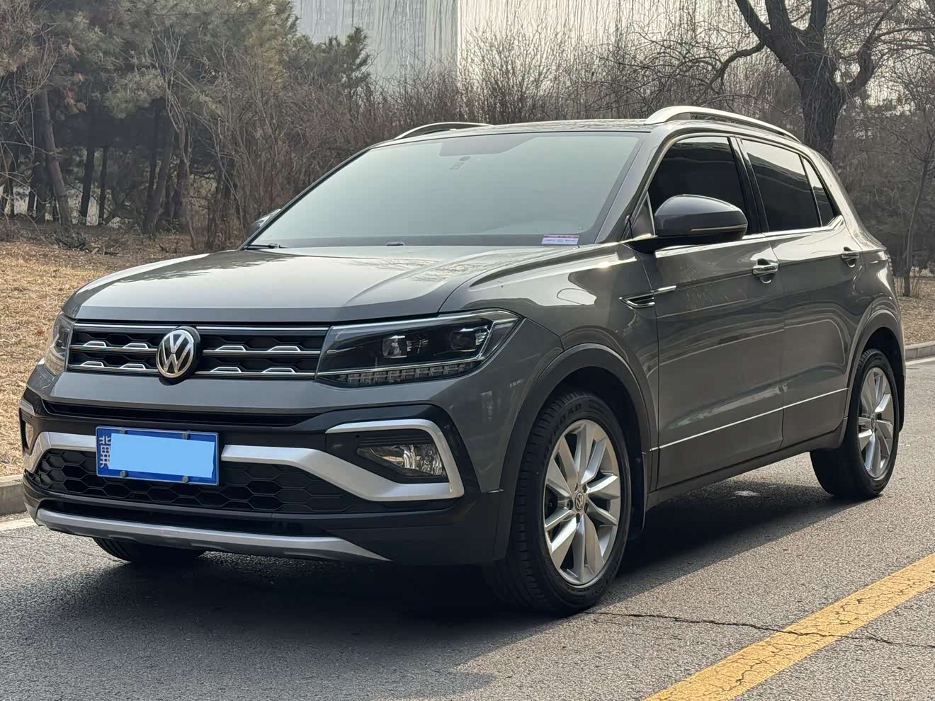 Volkswagen T-Cross 2020 car image 