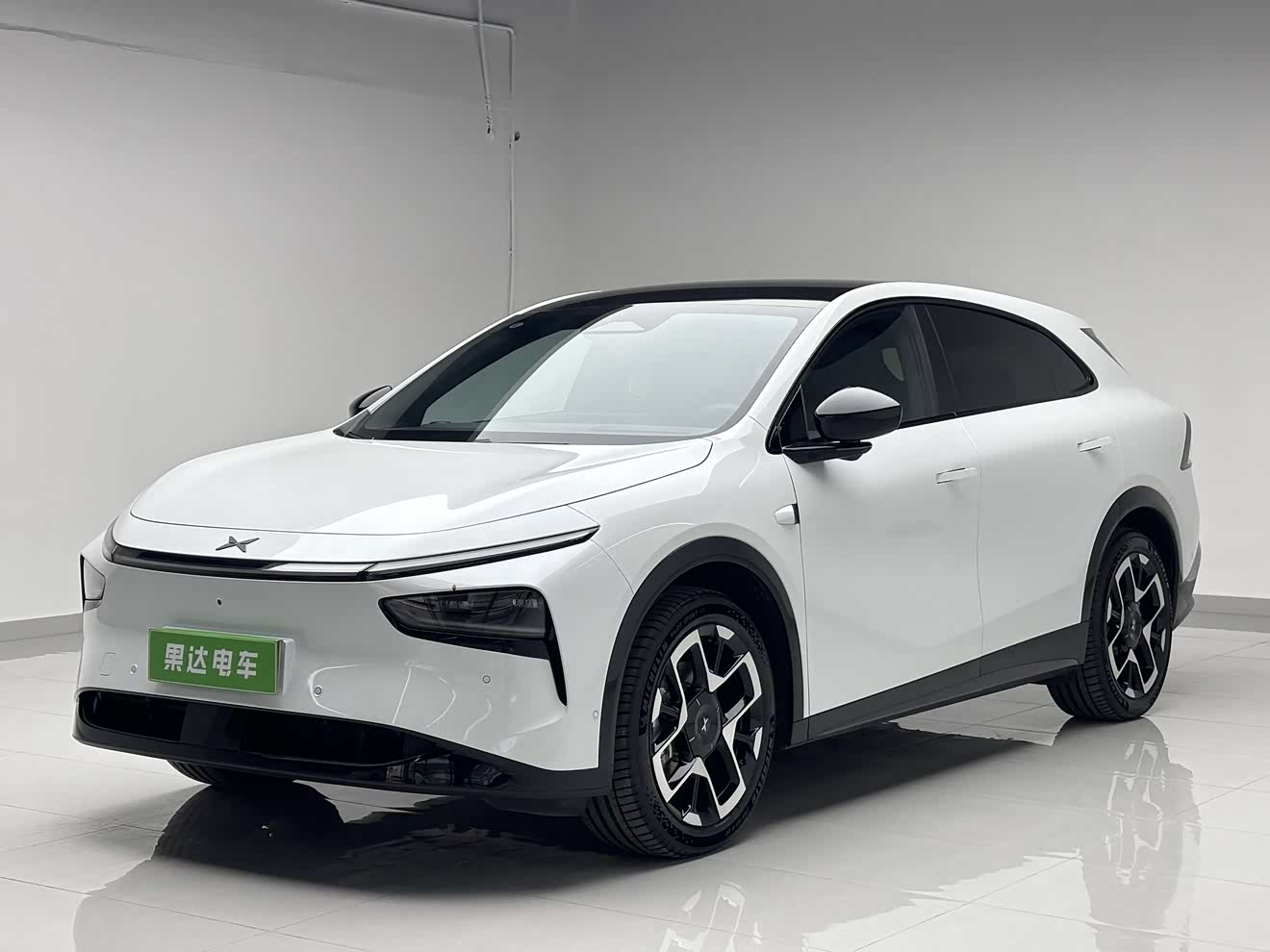 Xpeng G7 2025 immagine di auto 