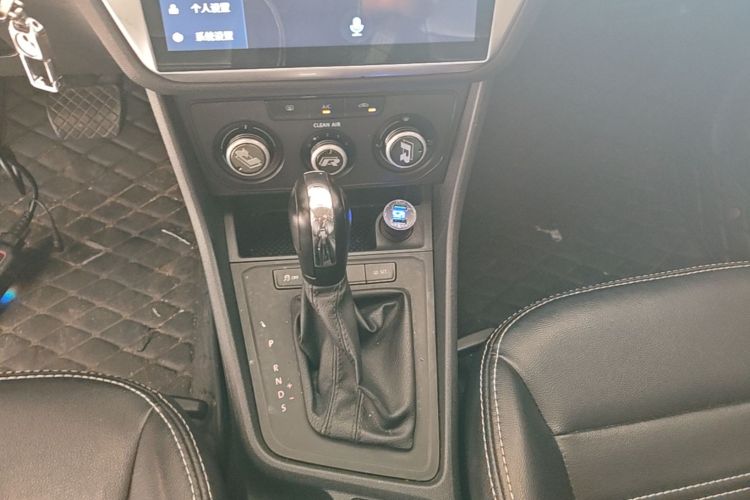 Volkswagen Lavida 2018 #14 Volkswagen Lavida 2018 car image #14