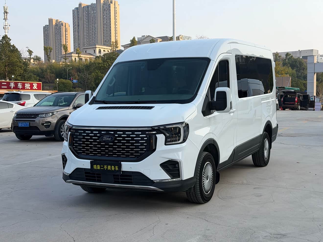 Ford Transit T8 2024 car image 