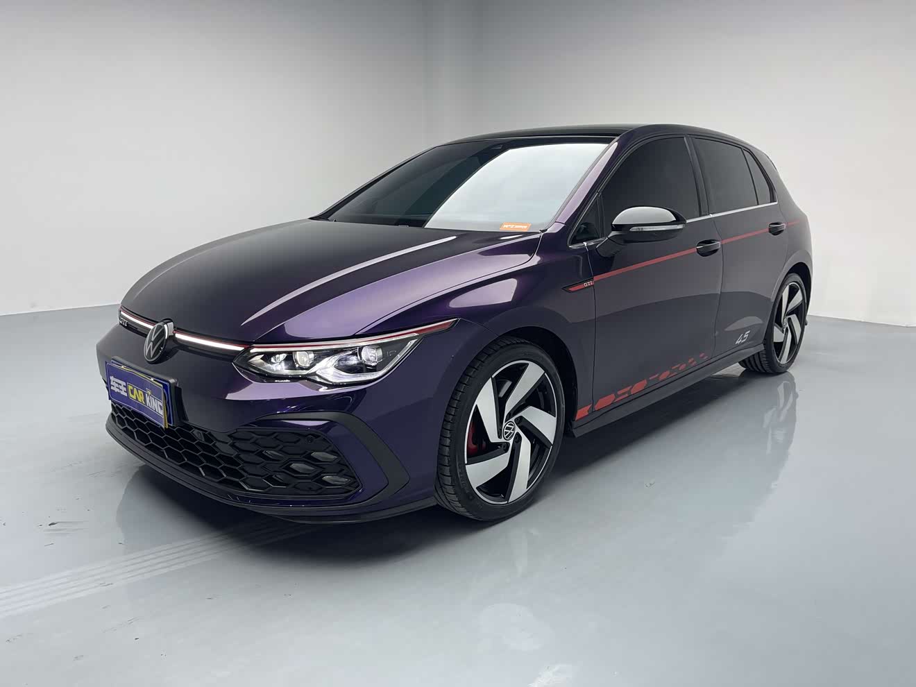 Volkswagen GolfGTI 2024 car image 