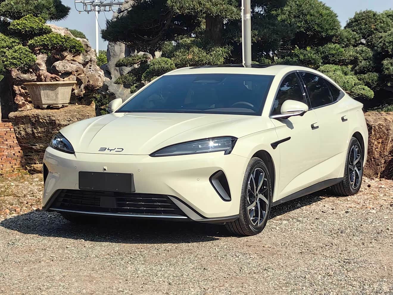 BYD Seal 07 DM-i 2025 imagem de carro 