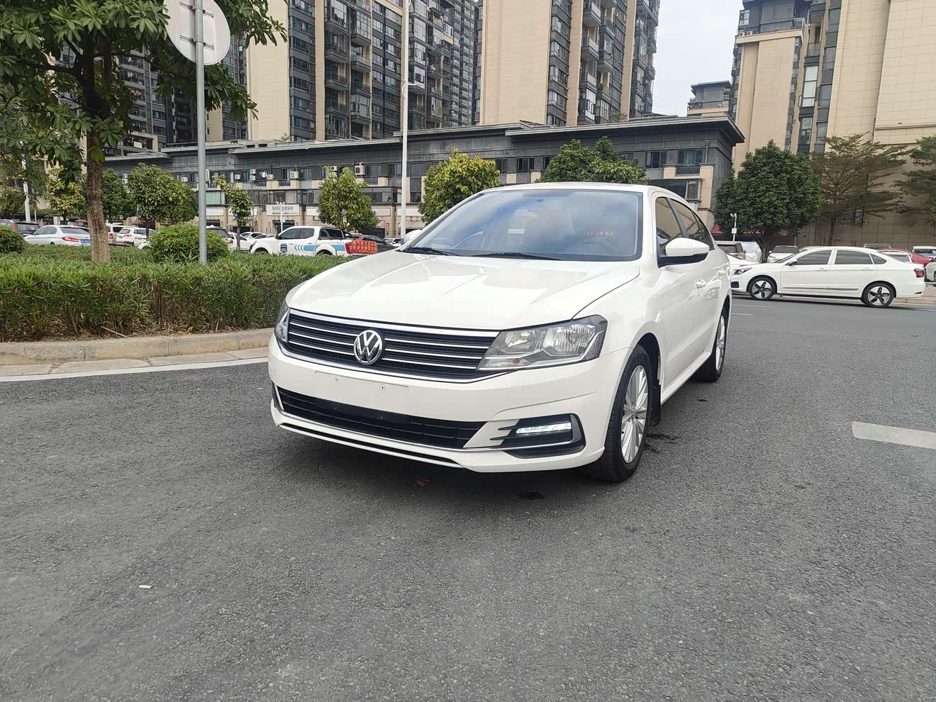 Volkswagen Lavida 2020 car image 