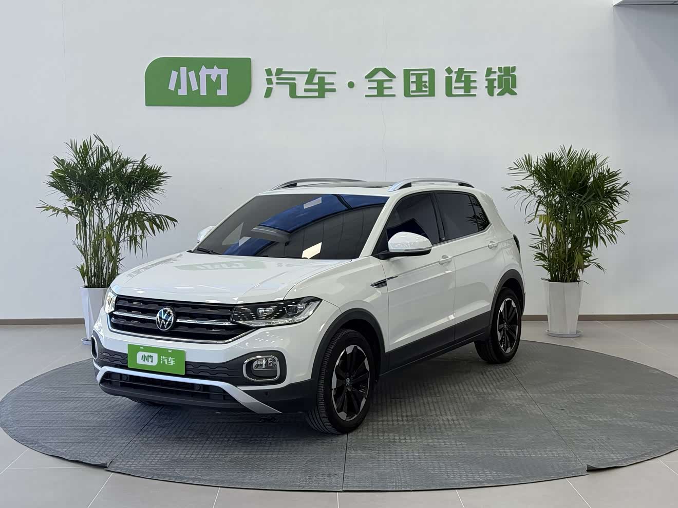 Volkswagen Tacqua 2021 immagine di auto 