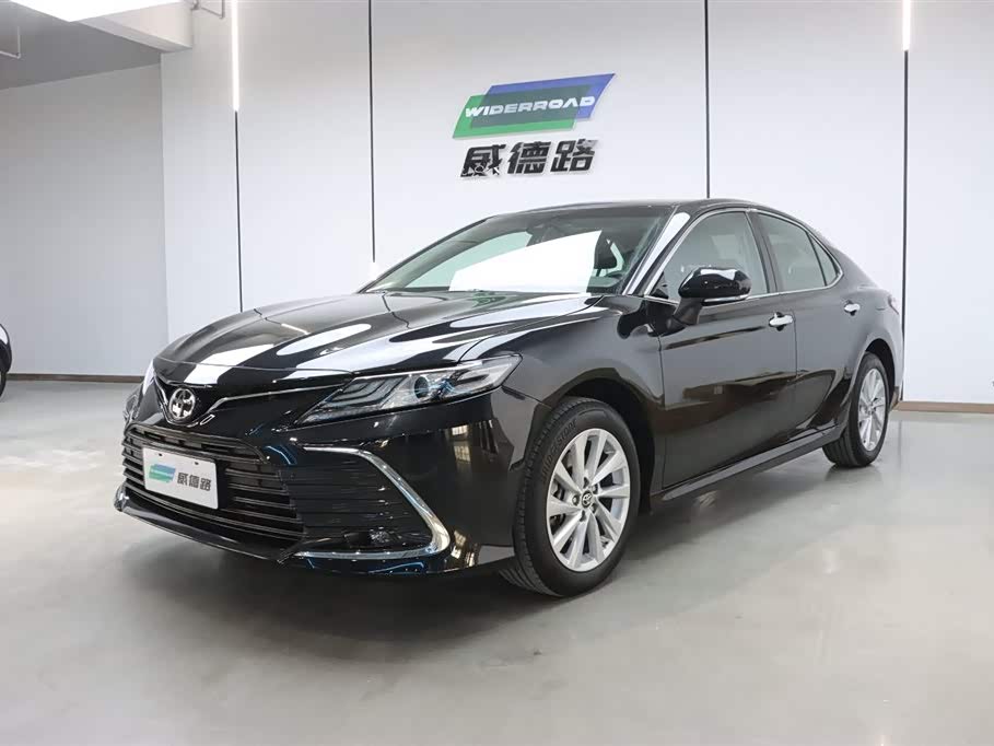 Toyota Camry 2022 汽车图片 