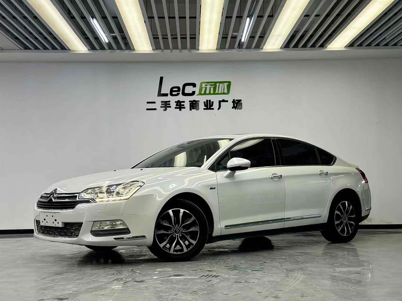 Citroen C5 2015 car image 