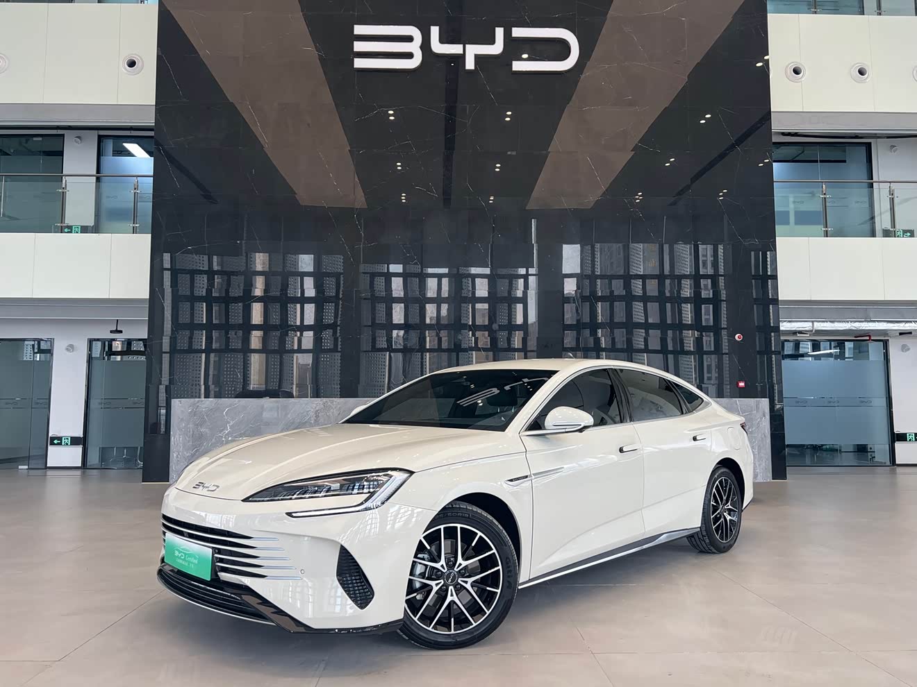 BYD Seal 07 DM-i 2024 imagem de carro 