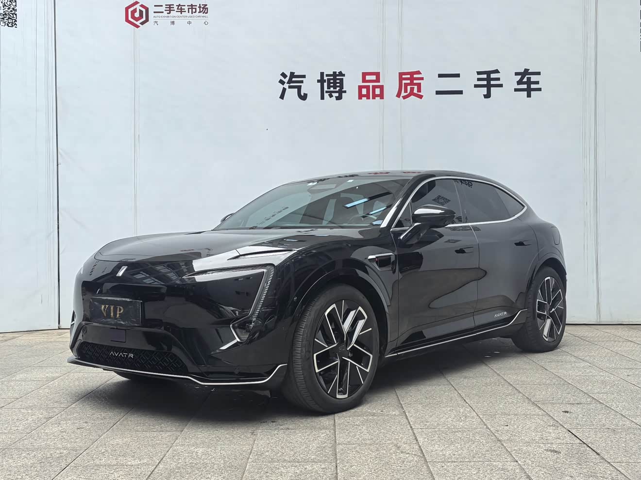 Avatr 11 2023 car image 