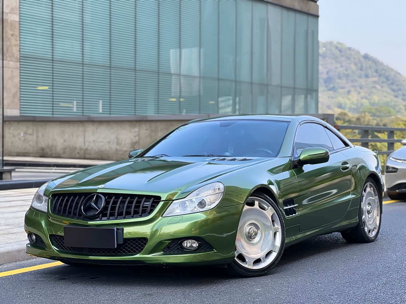 Mercedes-Benz SL Class 2011 car image 