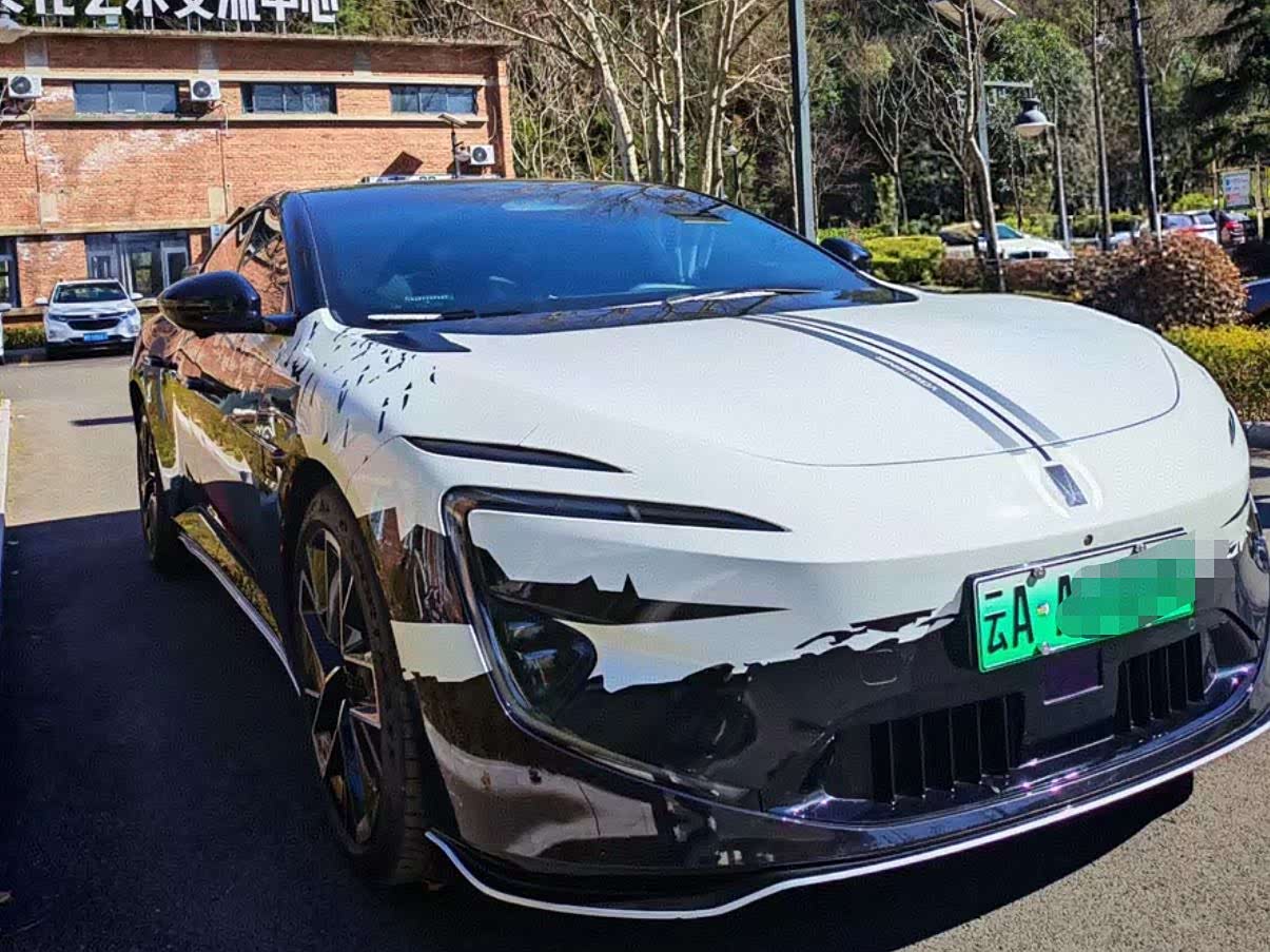 Avatr 12 2023 immagine di auto 