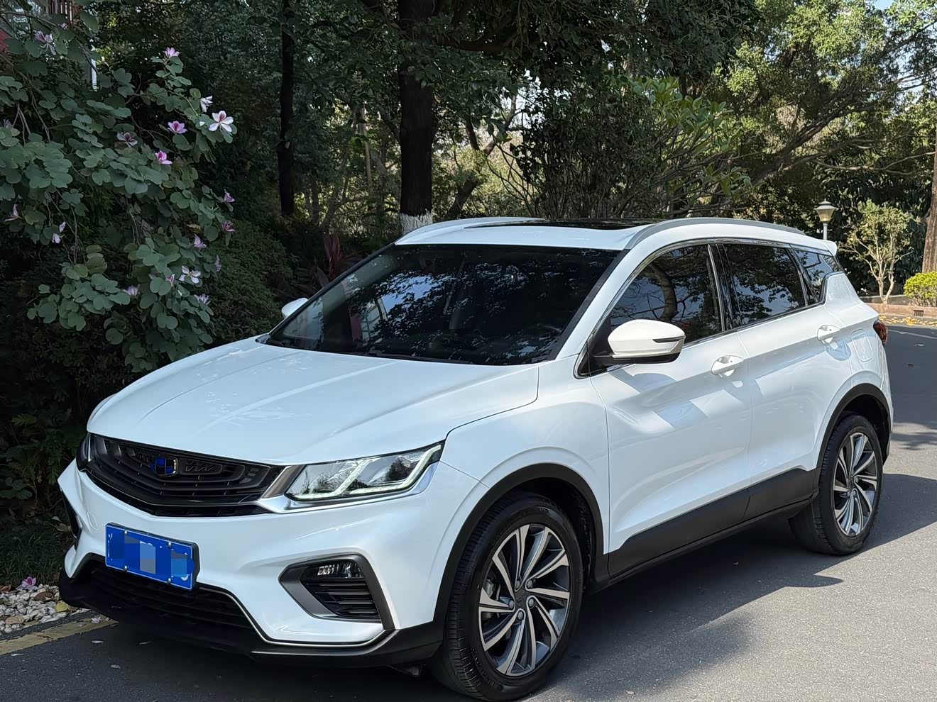 GEELY Coolray 2019 GEELY Coolray 2019 car image