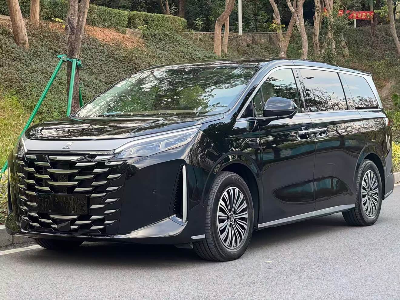 BYD Xia 2024 imagen de coche 