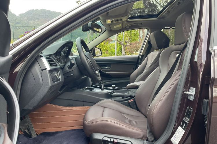 BMW 3 Series 2018 #19 BMW 3 Series 2018 car image #19