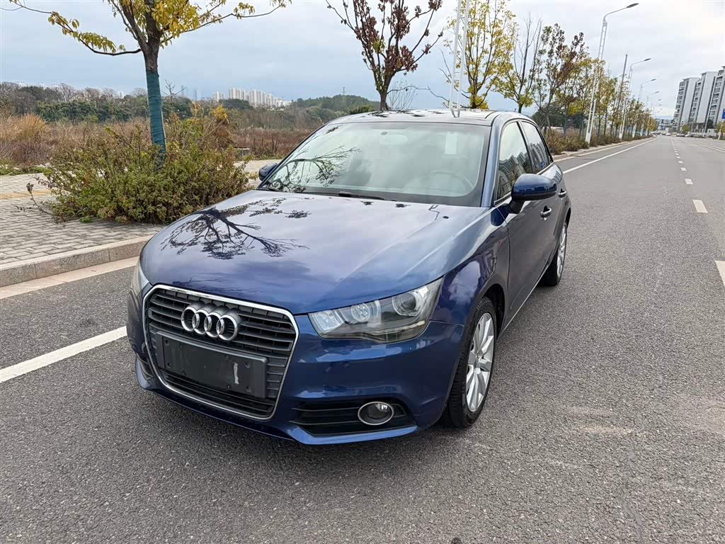 Audi A1 2014 car image 