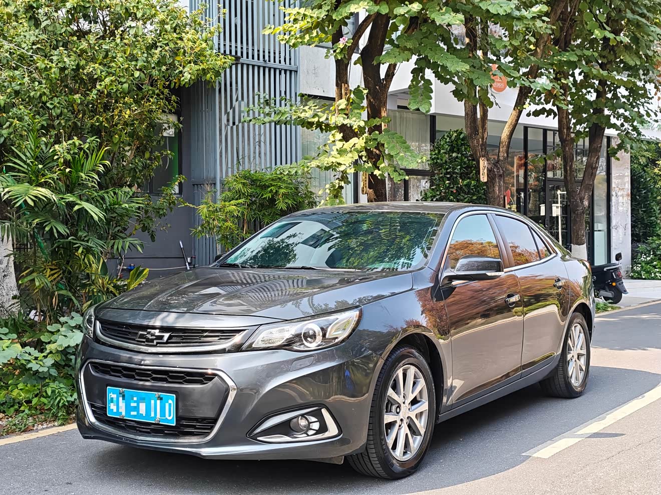 Chevrolet Malibu 2017 car image 