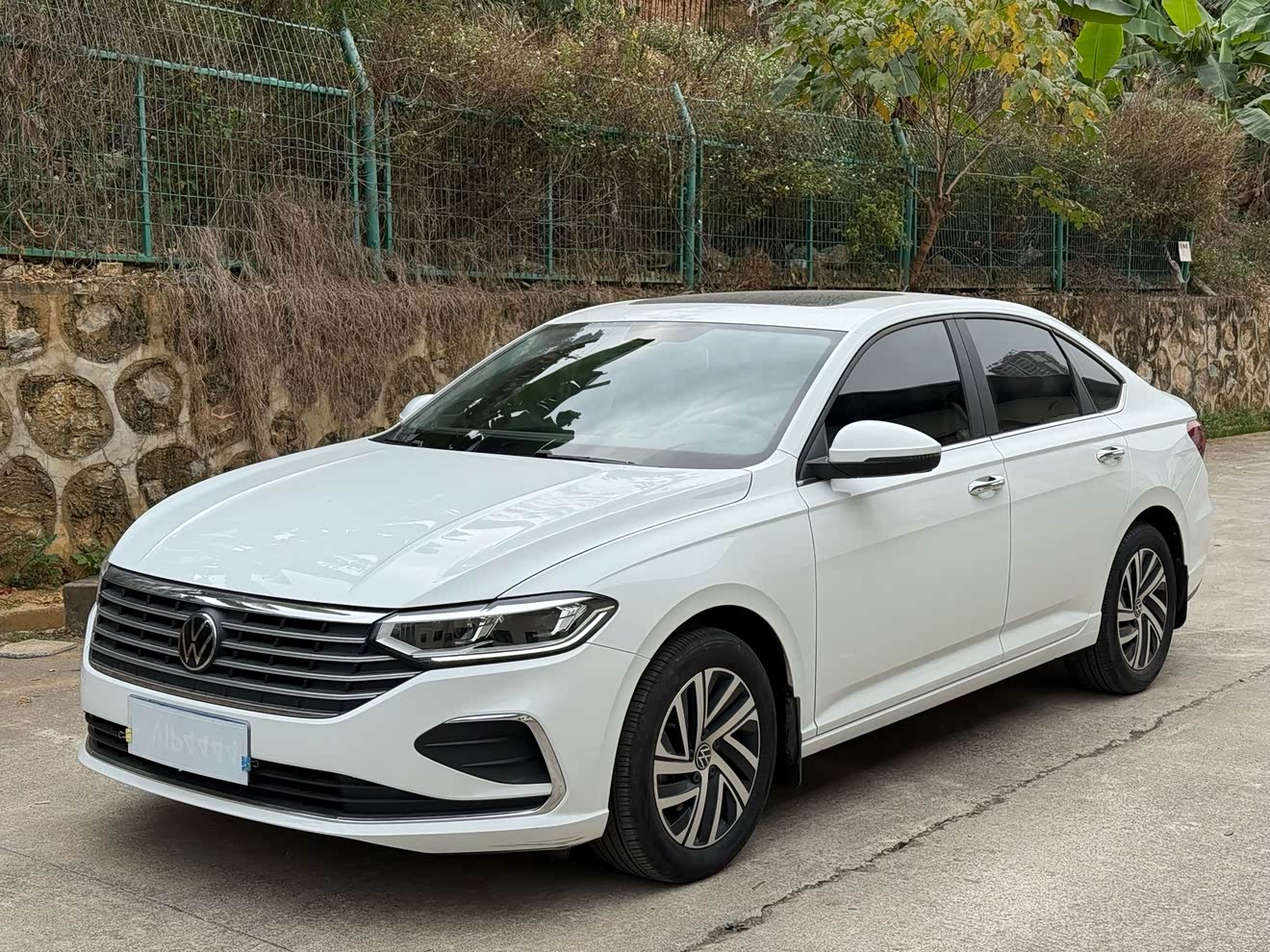 Volkswagen Lavida 2023 car image 