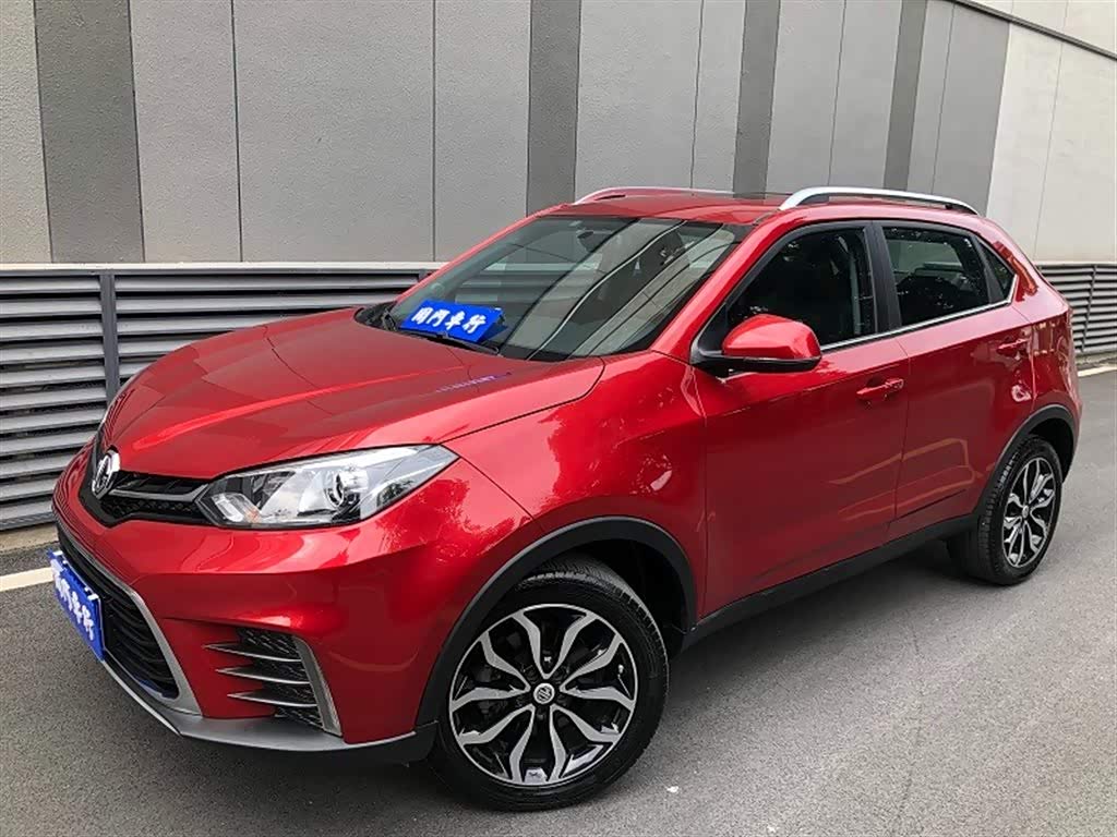 MG GS 2017 MG GS 2017 car image