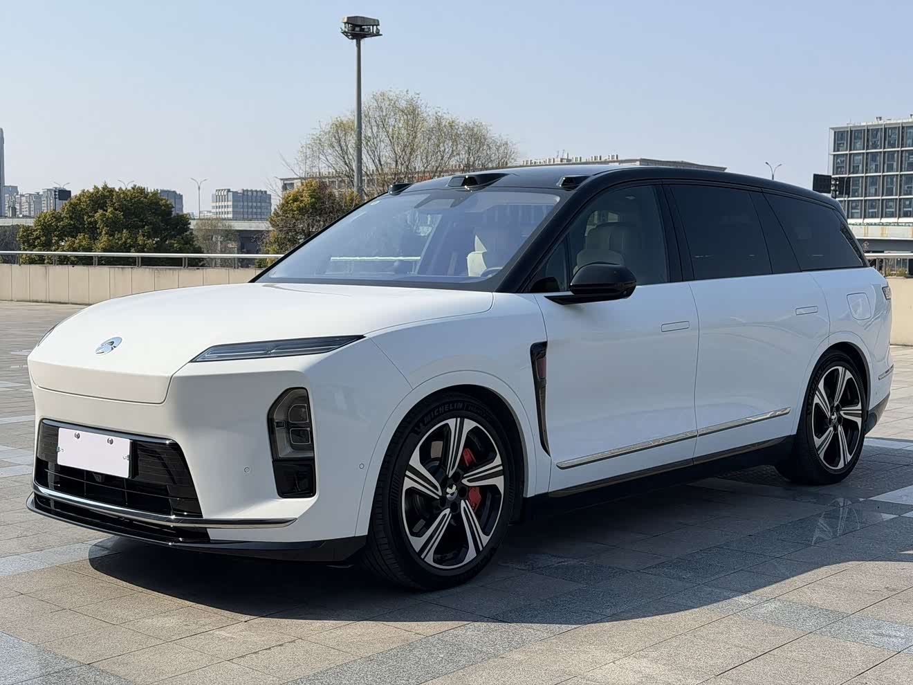 NIO ES8 2025 汽车图片 