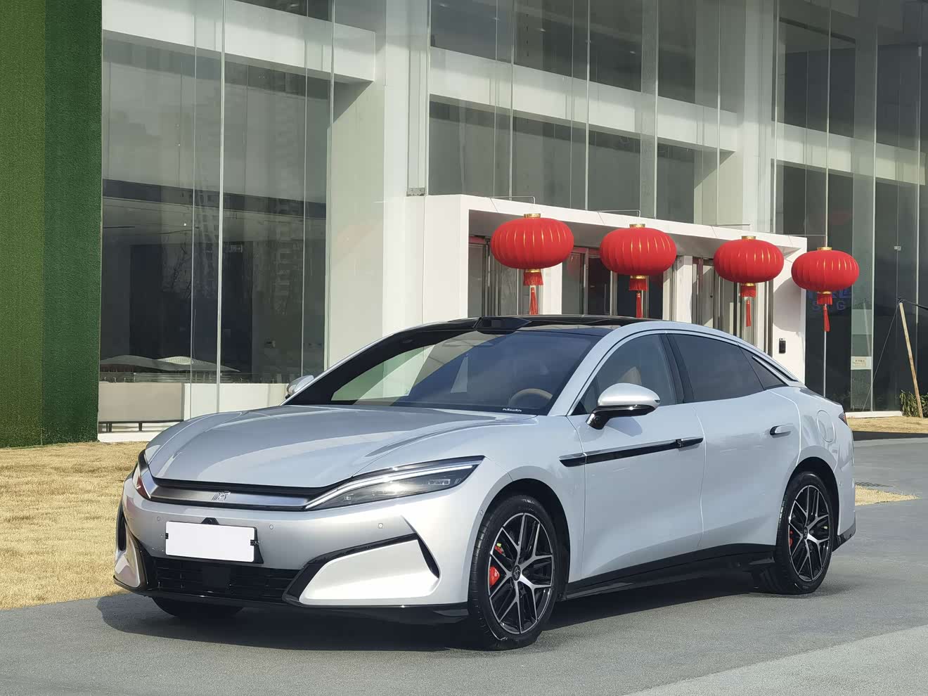 BYD HanL 2025 car image 