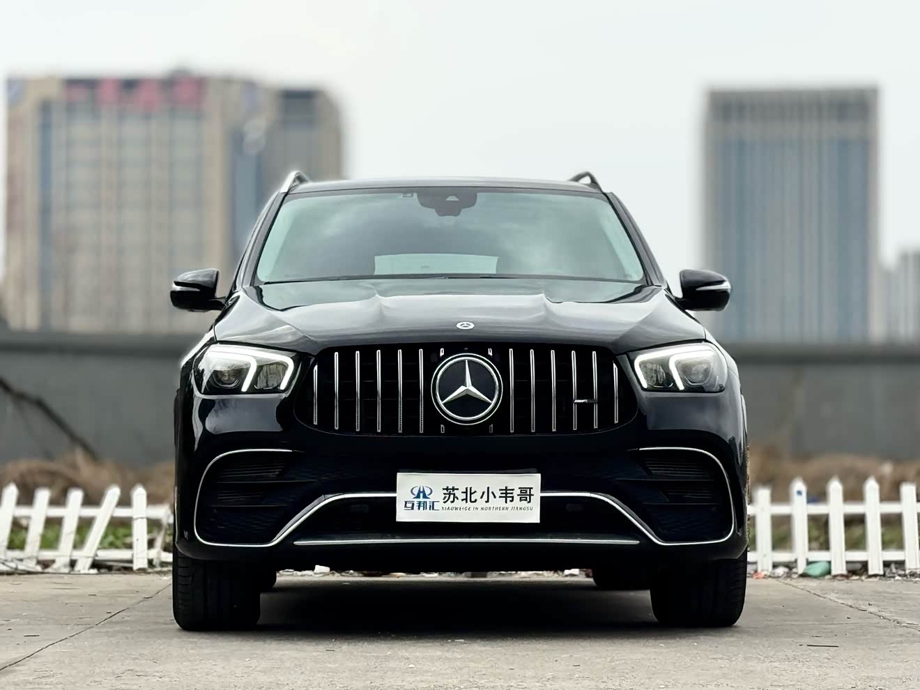 Mercedes-Benz GLE Class 2022 Mercedes-Benz GLE Class 2022 car image