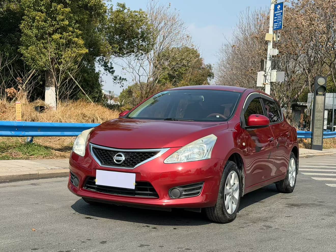 Nissan TIIDA 2016 汽车图片 