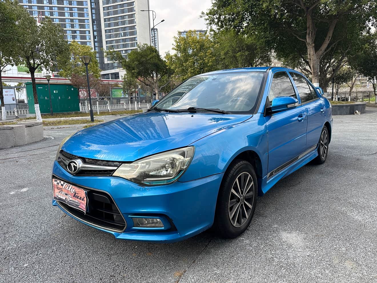 Soueast V3 Lingyue 2015 汽车图片 