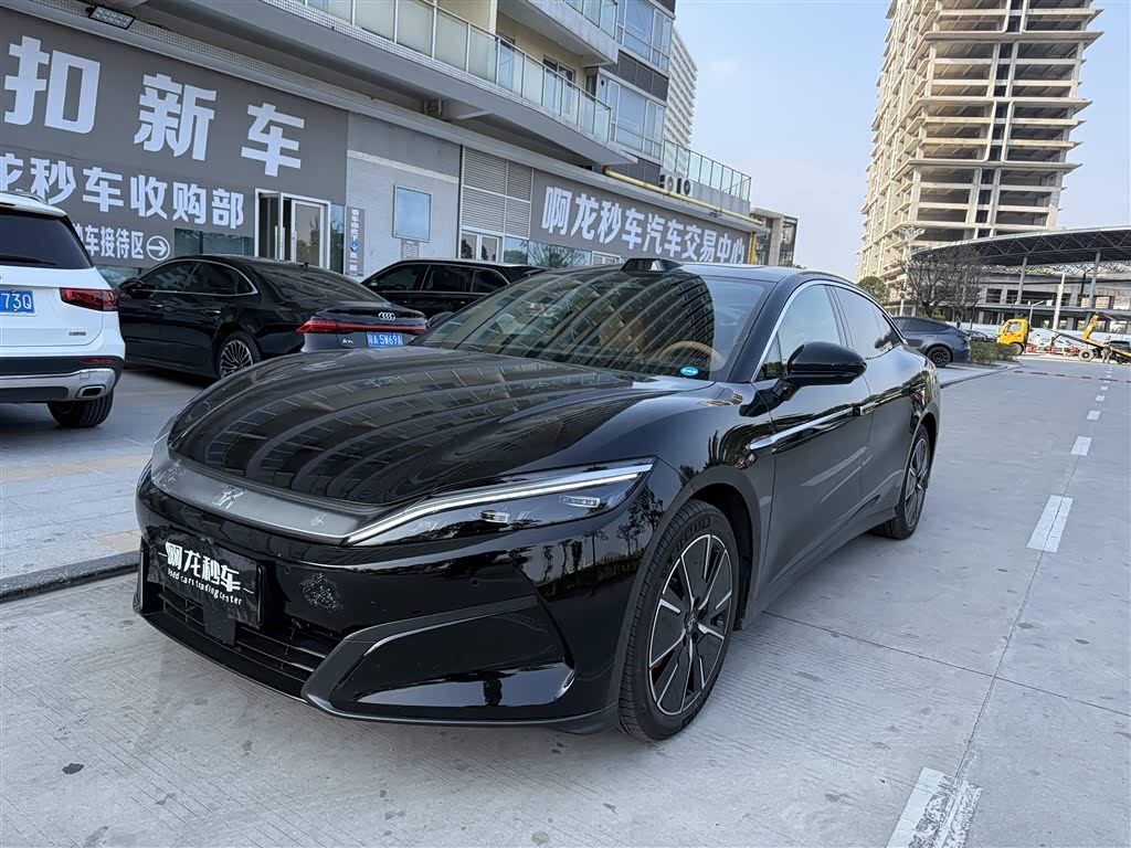 BYD HanL 2025 car image 