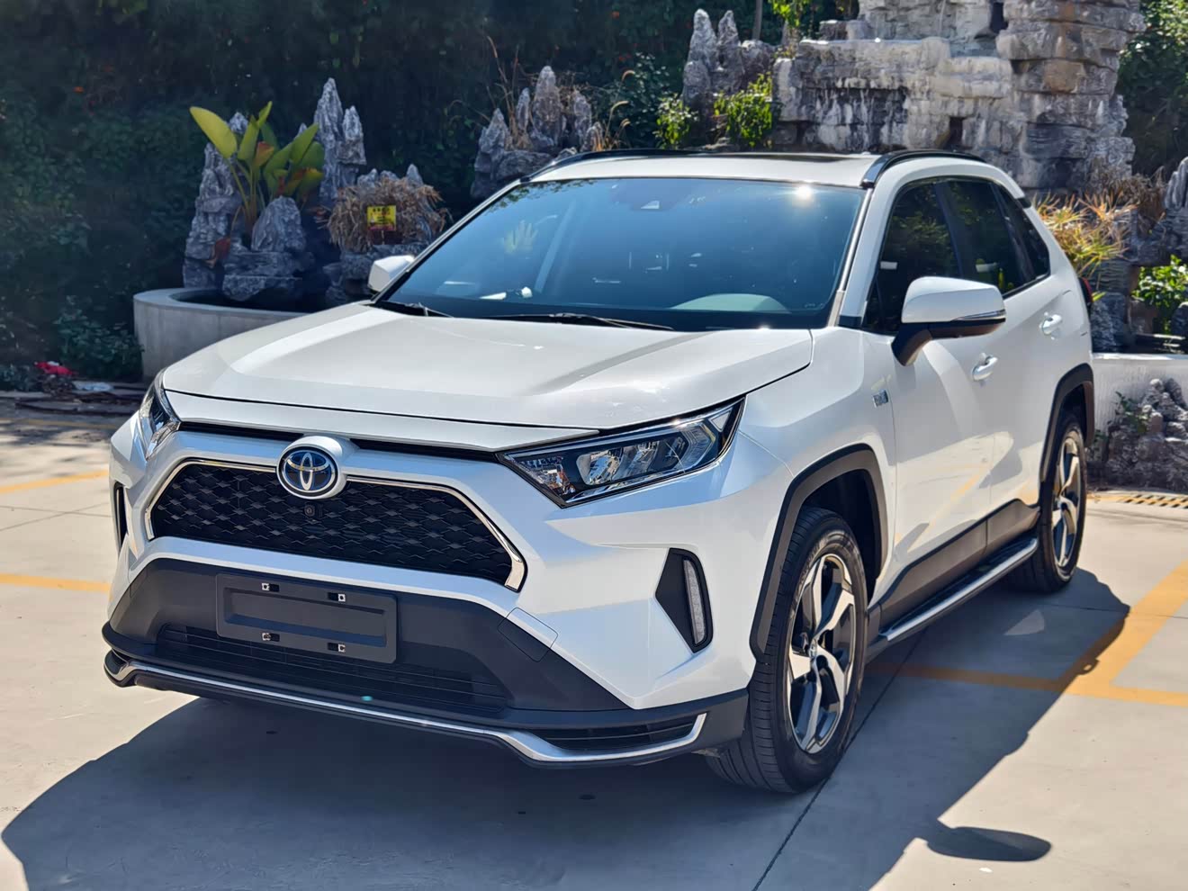 Toyota RAV4 Hybird E+ 2022 Toyota RAV4 Hybird E+ 2022 immagine di auto